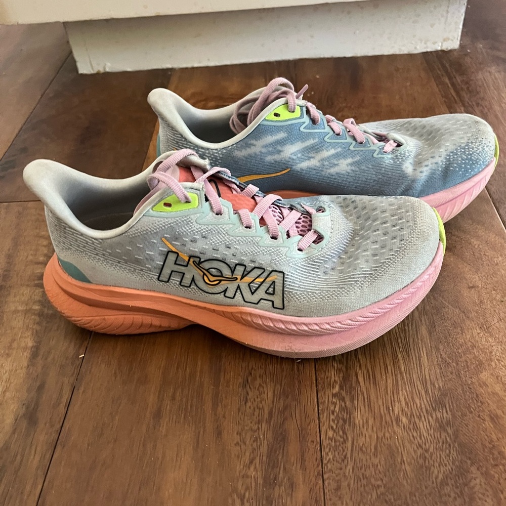 Hoka Mach 6